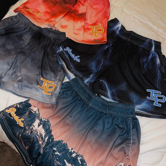 Inaka Power Shorts - Small